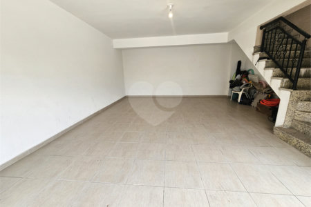 Sobrado à venda com 3 quartos, sendo 1 suíte,  em Vila Nivi, São Paulo, SP