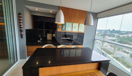 Apartamento à venda com 3 suítes em Campo Belo, São Paulo, SP