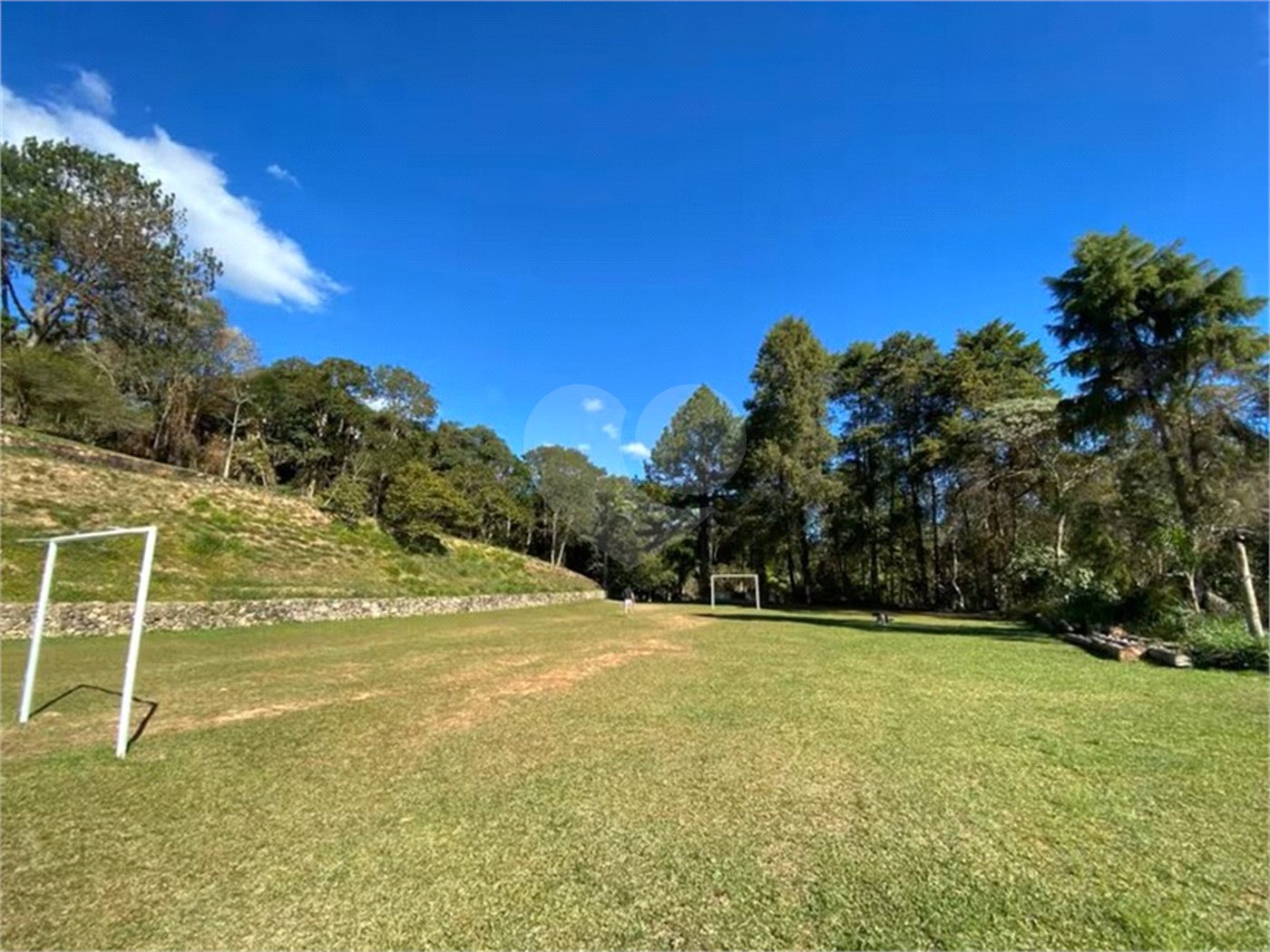 Sítio à venda com 6 quartos, sendo 1 suíte, no Centro (são João Novo), São Roque, SP