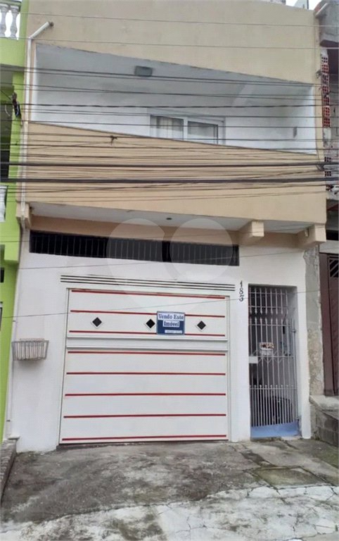Sobrado à venda com 2 quartos em Jardim Rosemary, Cotia, SP