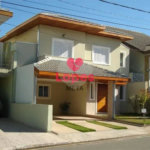 Casa à venda com 3 quartos, sendo 2 suítes, no condomínio Floradas Paratey, São José dos Campos - SP