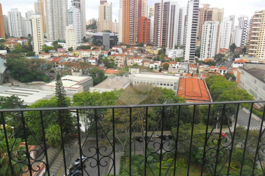 Apartamento à venda com 3 quartos, sendo 1 suíte, em Santana, São Paulo, SP