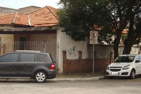 Casa Térrea à venda com 3 quartos em Vila Cordeiro, São Paulo, SP