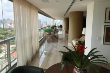 Apartamento à venda com 4 suítes em Parque Colonial, São Paulo, SP