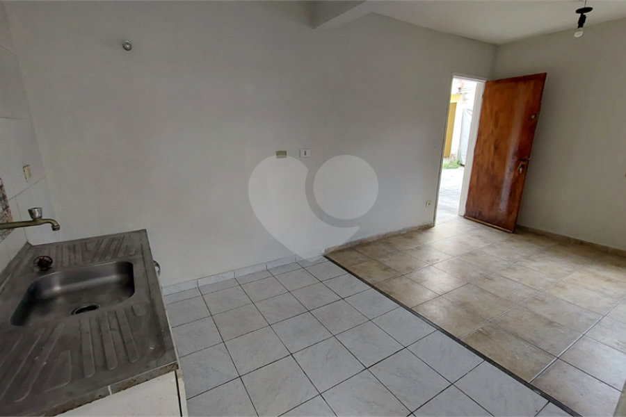 Casa para alugar com 3 quartos, sendo 1 suíte, em Vila Isolina Mazzei, São Paulo, SP