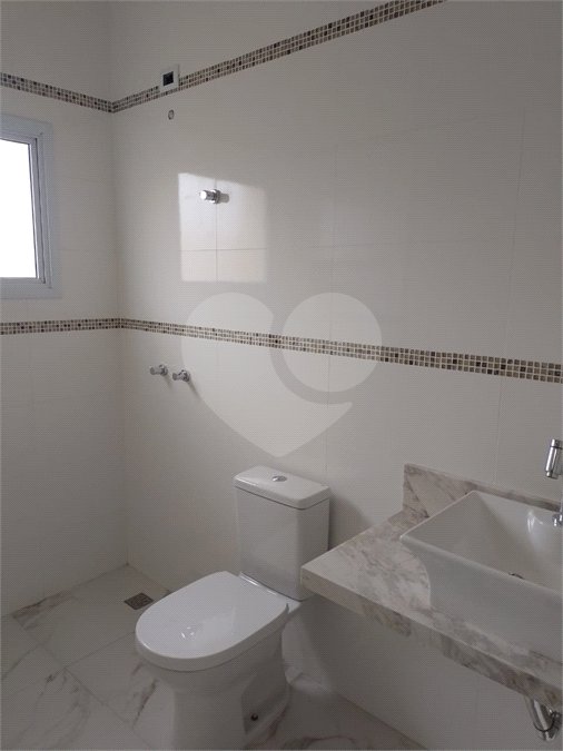 Casa à venda com 3 suítes no condomínio Lagos D'icaraí, Salto - SP
