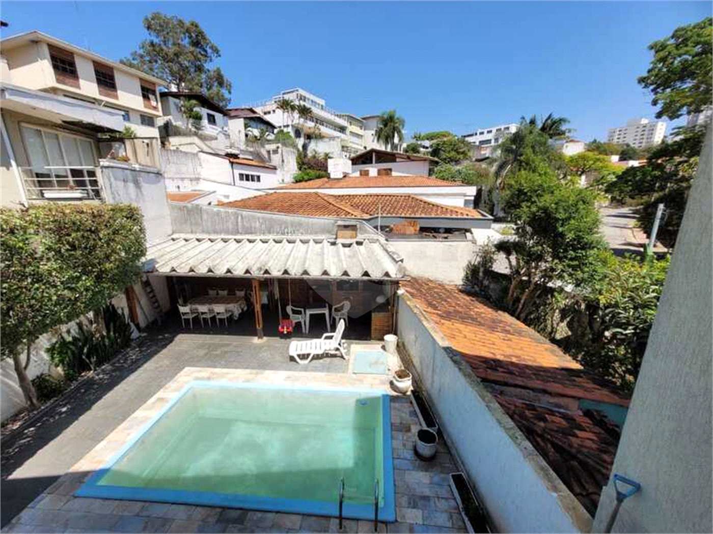 Sobrado à venda com 6 quartos, sendo 2 suítes, em Vila Romana, São Paulo, SP