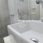 Casa à venda com 3 quartos, sendo 1 suíte, no condomínio Residencial Gran Veiga, São Paulo - SP