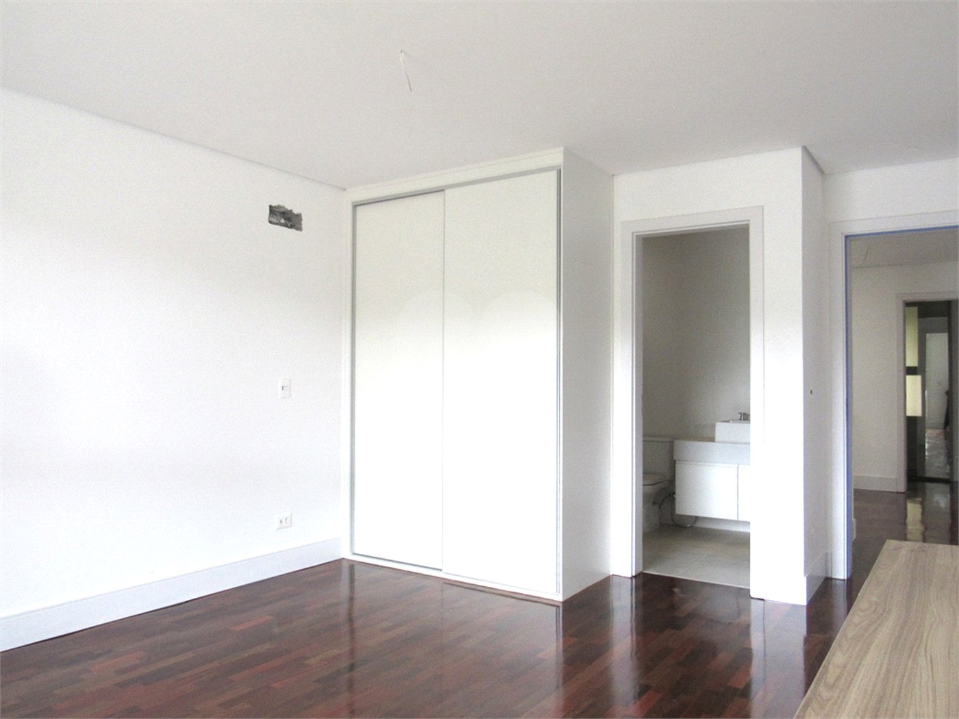 Casa à venda com 4 suítes no condomínio Premiere, São Paulo - SP