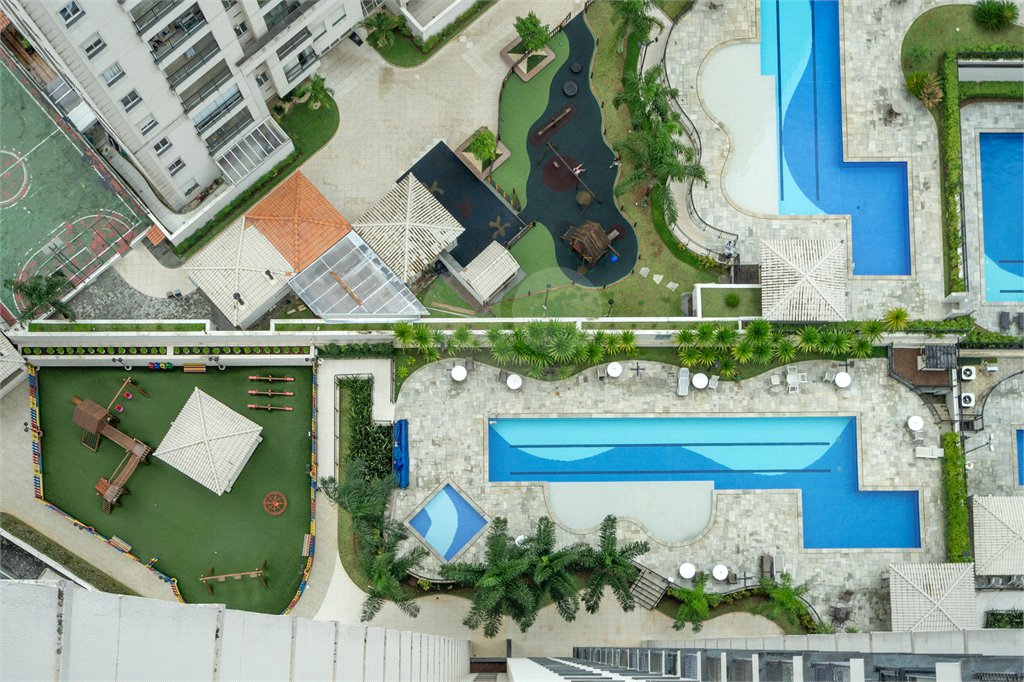 Apartamento à venda com 3 quartos, sendo 1 suíte,  em Jardim Parque Morumbi, São Paulo, SP