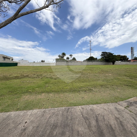 Terreno à venda com 2 quartos, sendo 1 suíte, no condomínio Saint Patrick, Sorocaba - SP