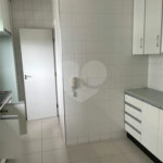 Apartamento à venda com 3 suítes em Campo Belo, São Paulo, SP