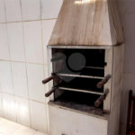 Casa à venda com 2 quartos no condomínio Karolyne, Votorantim - SP