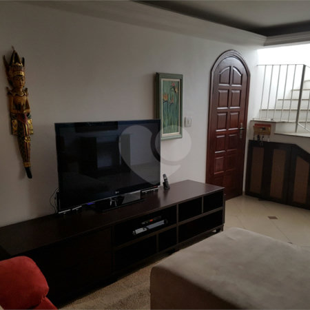 Sobrado à venda com 3 quartos, sendo 1 suíte, em Jardim Caravelas, São Paulo, SP