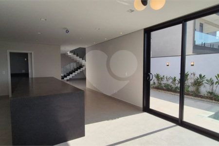 Casa à venda com 4 suítes no condomínio Portal San Giovanni, Itatiba - SP