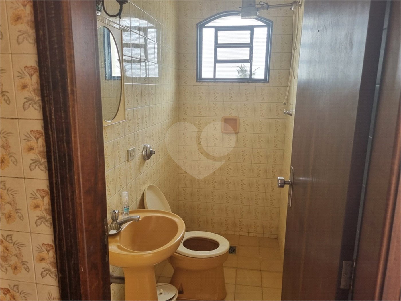 Casa comercial para locação no Centro