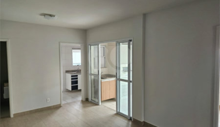 Apartamento para alugar com 2 quartos, sendo 1 suíte,  em Chácara Santo Antônio, São Paulo, SP