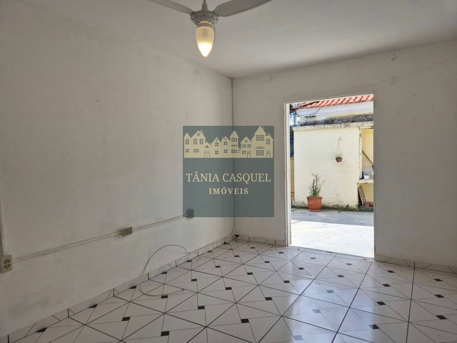 Casa, 1 quarto, 45 m² - Foto 1