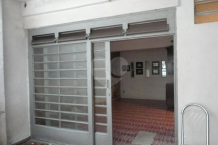 Casa à venda com 3 quartos, sendo 1 suíte,  em Vila Gomes, São Paulo, SP