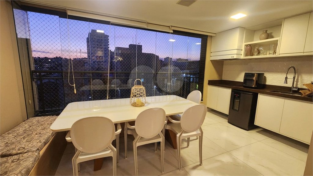 Apartamento à venda com 3 suítes em Vila Jardini, Sorocaba, SP