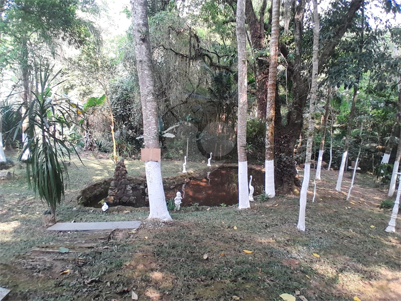 Chácara à venda ou para alugar com 20 quartos, sendo 10 suítes,  em Serra da Cantareira, Mairiporã, SP