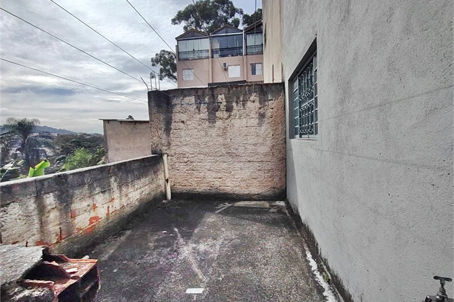 Sobrado à venda com 3 quartos, sendo 1 suíte, em Vila Pedra Branca, São Paulo, SP