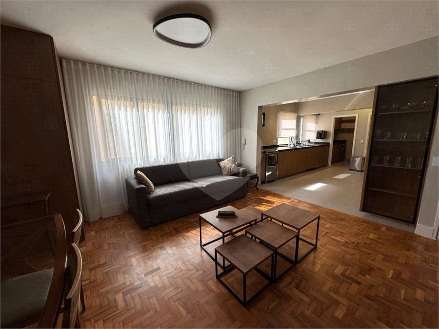 Apartamento para alugar com 3 quartos, sendo 1 suíte, em Jardim Paulista, São Paulo, SP