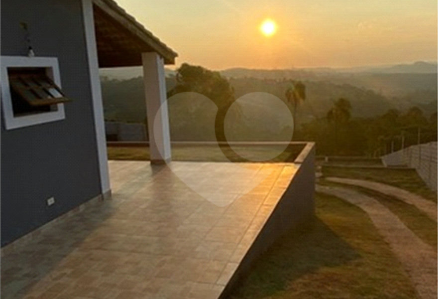 Chácara à venda com 3 suítes em Jundiaizinho (terra Preta), Mairiporã, SP