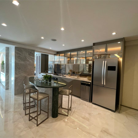 Apartamento à venda com 4 quartos, sendo 3 suítes,  em Jardim das Acácias, São Paulo, SP