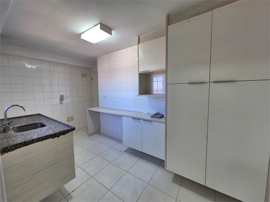 Apartamento à venda com 3 quartos, sendo 1 suíte, em Jardim Olympia, São Paulo, SP