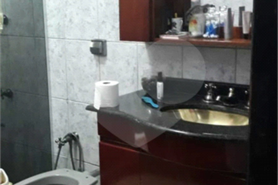 Casa à venda com 4 quartos, sendo 2 suítes, no condomínio Gleba II, Mairiporã - SP