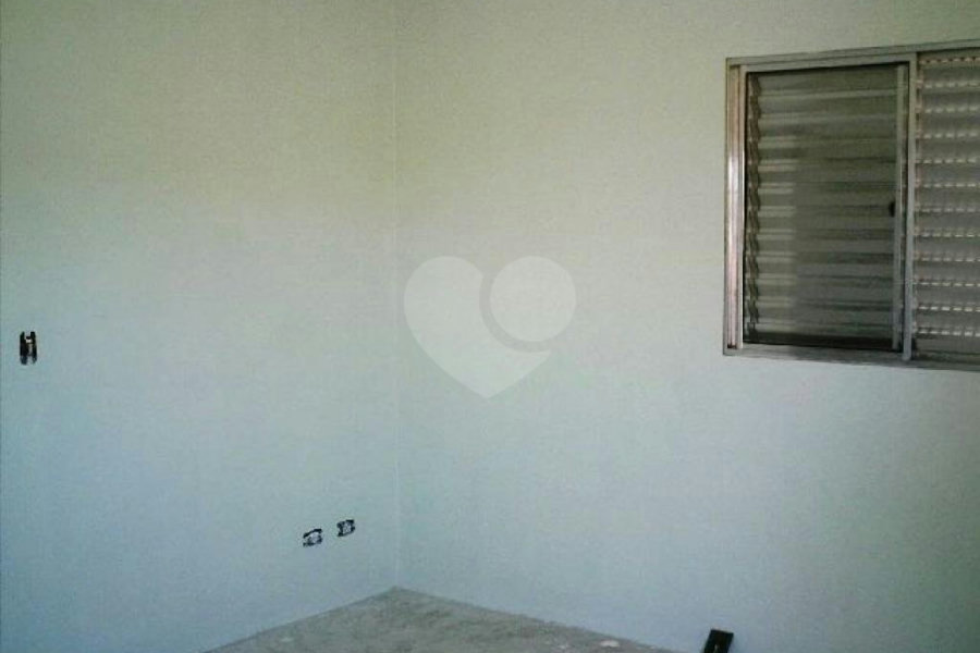 Sobrado à venda com 4 quartos, sendo 3 suítes, em Horto, São Paulo, SP