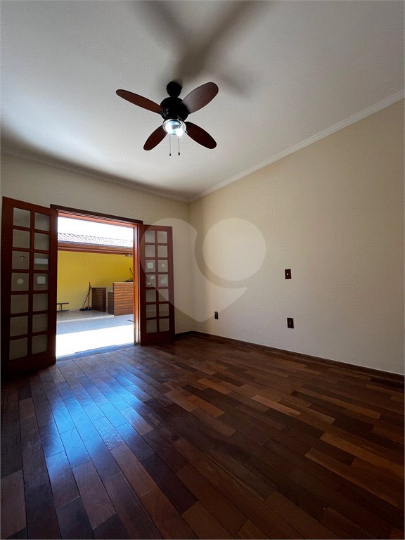 Casa à venda com 3 quartos em Parque da Lagoa, Itapetininga, SP
