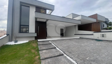 Casa à venda com 3 suítes no condomínio Campos do Conde I e II, Sorocaba - SP