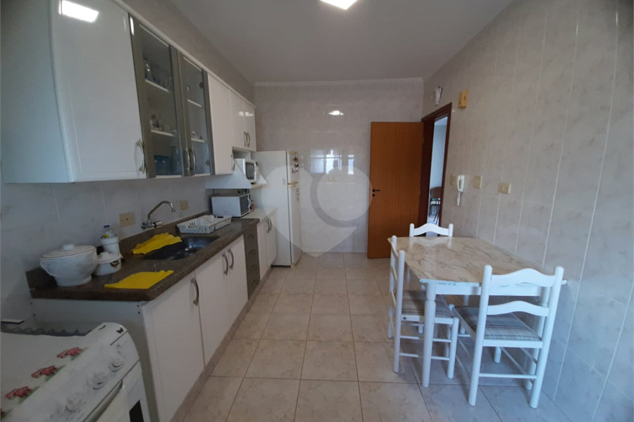 Apartamento à venda com 2 quartos, sendo 1 suíte, em Vera Cruz, Mongaguá, SP