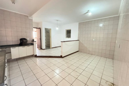 Casa à venda com 3 quartos, sendo 1 suíte, em Capela, Vinhedo, SP