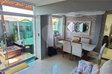 Casa Térrea à venda com 7 quartos, sendo 1 suíte, em Vila Paulicéia, São Paulo, SP