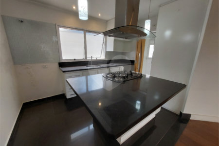 Apartamento à venda com 2 suítes em Vila Gertrudes, São Paulo, SP
