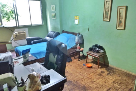 Apartamento à venda com 3 quartos, sendo 1 suíte, em Tijuca, Rio de Janeiro, RJ