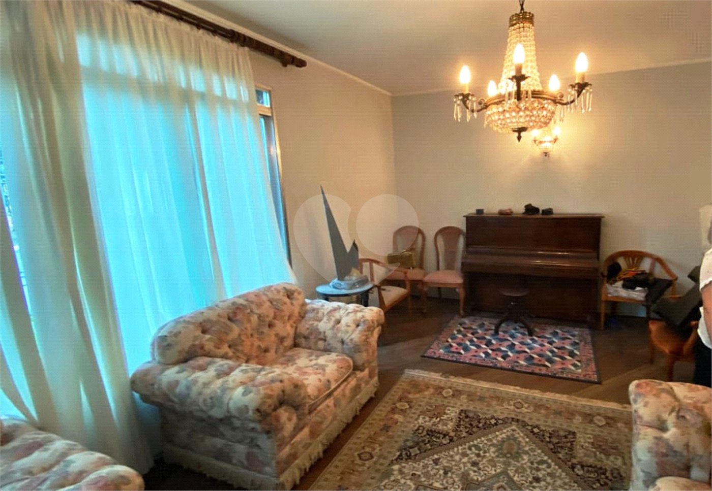 Casa à venda com 5 quartos, sendo 2 suítes, em Jabaquara, São Paulo, SP