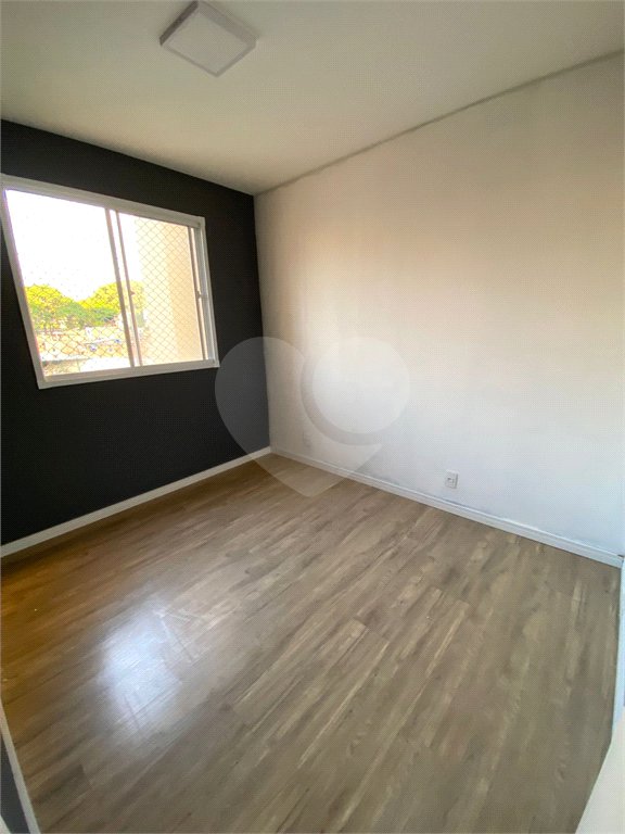 Apartamento à venda com 2 quartos em Vila Zat, São Paulo, SP