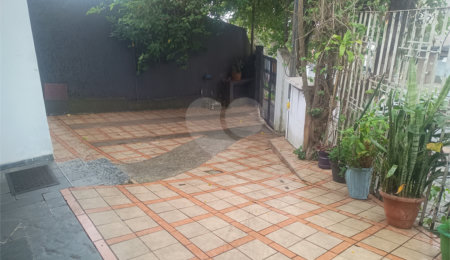 Casa Térrea à venda com 3 quartos, sendo 1 suíte,  em Campininha, São Paulo, SP