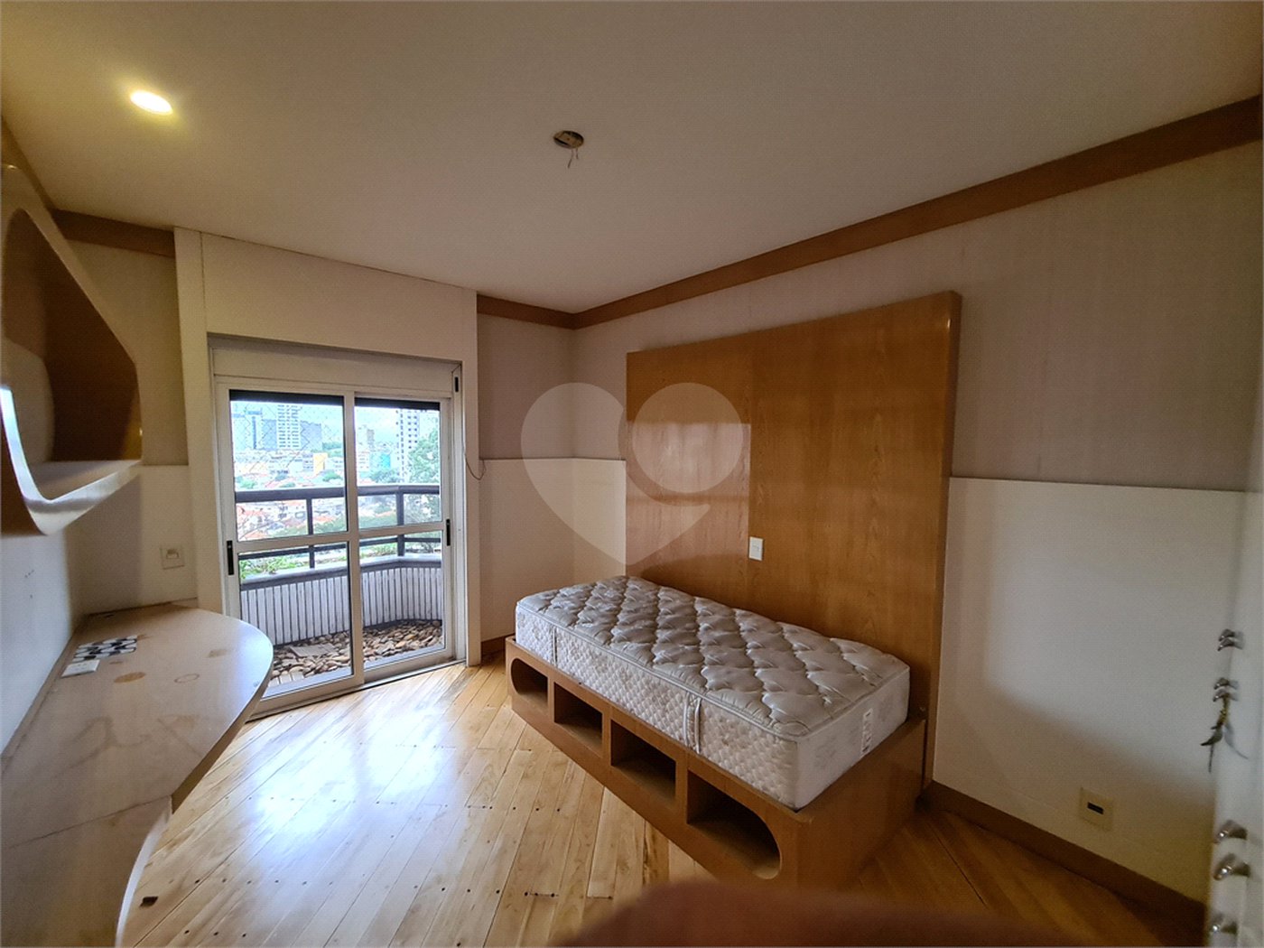 Apartamento à venda com 3 suítes em Água Fria, São Paulo, SP