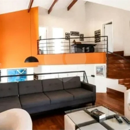 Casa à venda com 3 suítes no condomínio Recanto dos Paturis, Vinhedo - SP