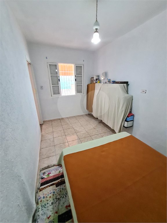 Casa à venda com 6 quartos em Vila dos Remédios, São Paulo, SP