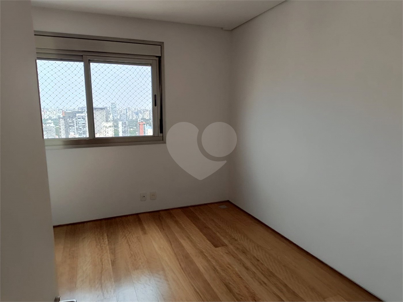 Apartamento à venda ou para alugar com 3 suítes em Pinheiros, São Paulo, SP