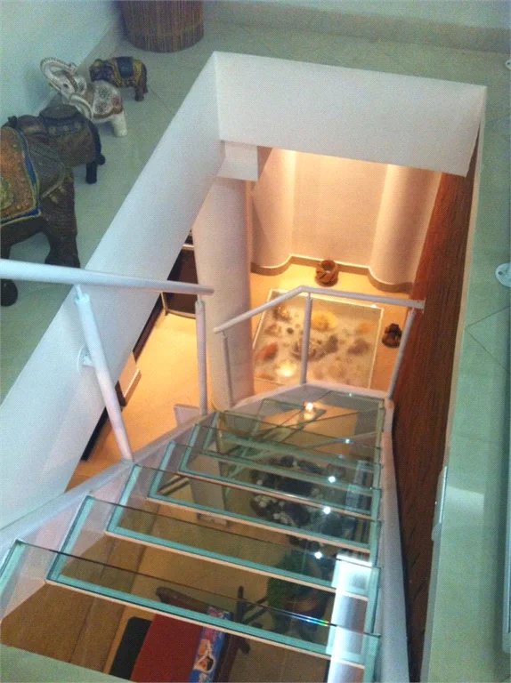 Casa à venda com 3 quartos, sendo 1 suíte, no condomínio Greenland, São Paulo - SP