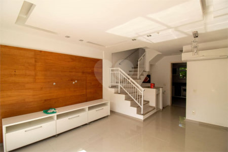 Casa de Vila à venda com 3 suítes no condomínio Solar da Floresta, Rio de Janeiro - RJ