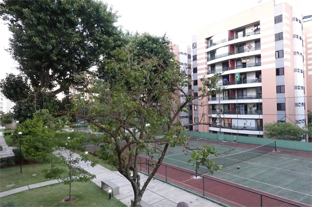 Apartamento à venda com 4 quartos, sendo 2 suítes, em Cidade São Francisco, São Paulo, SP
