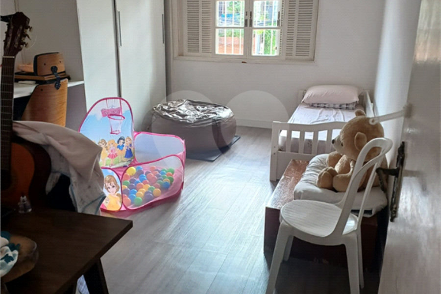 Sobrado à venda com 4 quartos, sendo 1 suíte, em Santana, São Paulo, SP